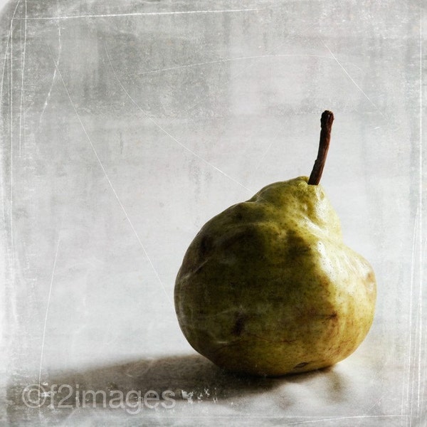 8x8 Ugly Pear
