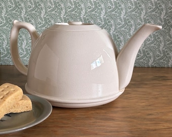 Tetera vintage de Staffordshire blanca