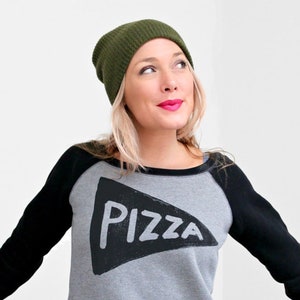 Womens Pizza Fleece Graphic Sweatshirt, Mama Sweatshirt, Handmade Women's Birthday Gift, pizza themed gift for her, Bella Canvas Sweatshirt image 3