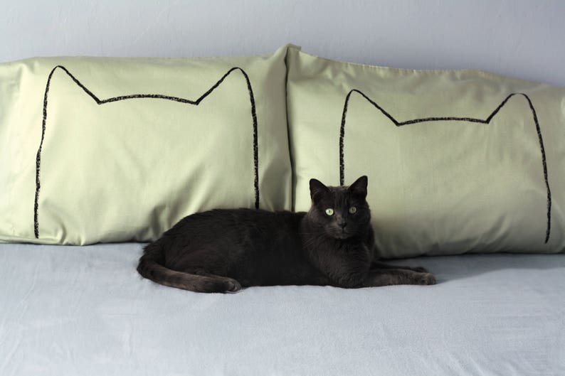 Green Made in the USA Cat Pillowcases with Grey Cat