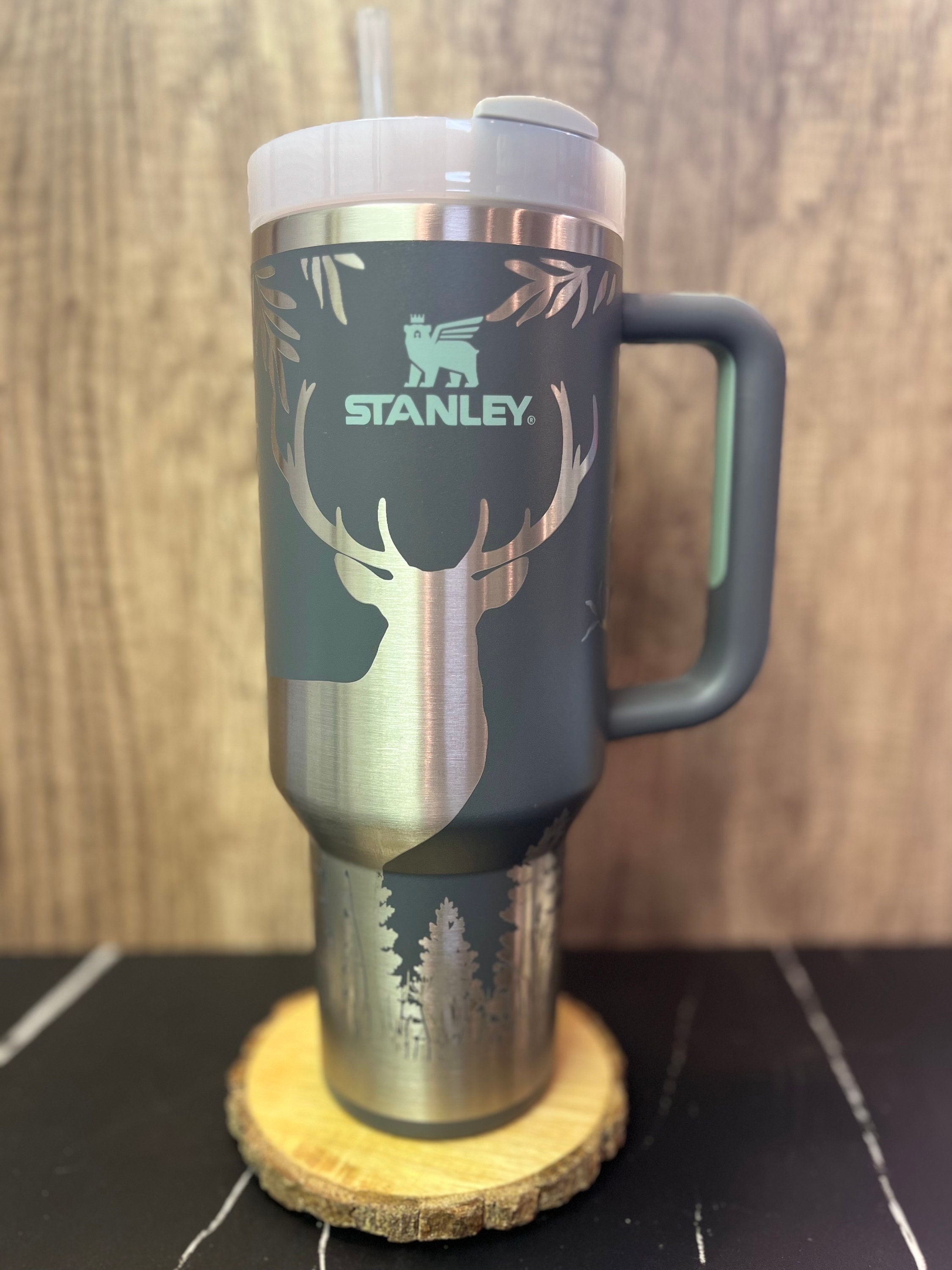 Deer Hunter Stanley Cup for Men, 40oz Tumbler With Handle, Hunting