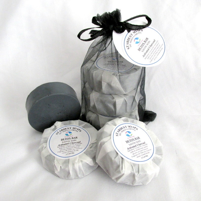 Ensemble trio de savons détox/pour tous les types de peau, savon pour le teint, savons de voyage et savon neutralisant d'odeurs naturel. image 3