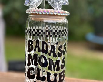 16oz glass libbey style cup. Comes with everything picture plus a straw cleaner