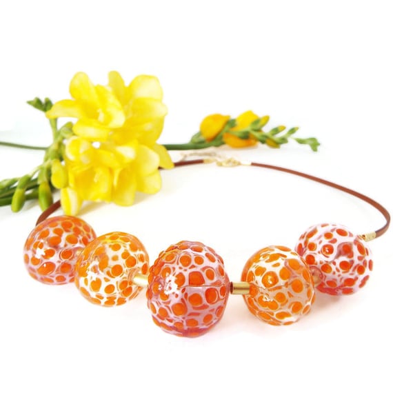 Collier En Perles De Pierre Ou Verre Orange - Occasion, Bijou Ethnique Coloré