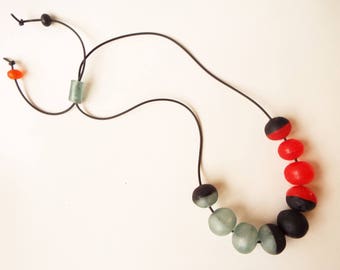Red statement necklace, Black glass beaded necklace, Adjustable long necklace, Fashion jewelry