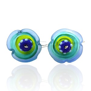 Pendientes colgantes de cristal azul con forma de flor - Joyería artesanal llamativa para mujer