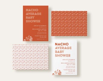 Può includere: Un set di quattro inviti per baby shower con un motivo a cactus. Gli inviti sono in uno schema di colori terracotta e bianco. Il testo sugli inviti recita "Nacho Average Baby Shower".