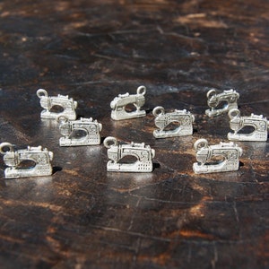Silber Nähmaschine Anhänger: Sterling Silber überzogener Zinn, Schmuckherstellung (16 mm)
