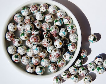 12 mm Cloisonne Beads, Round enamel beads, White flower beads, detailed beads, 6 loose beads, Floral beads, Circle of Stones