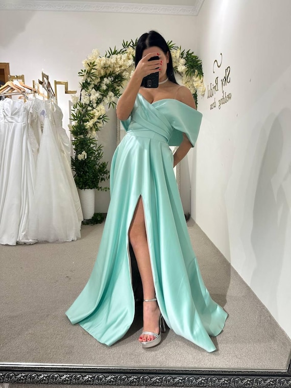Satin Maxi Bridesmaid Dress, Mint Wedding Guest Dress, Corset A-line,  Elegant Evening Gown, Slit Dress - Etsy Canada
