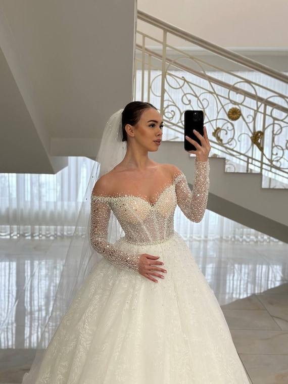 Beaded Lace Wedding Dress Glitter Bridal Gown Sparkly Gown Wedding Attire Exquisite Lace Dress Etsy Canada