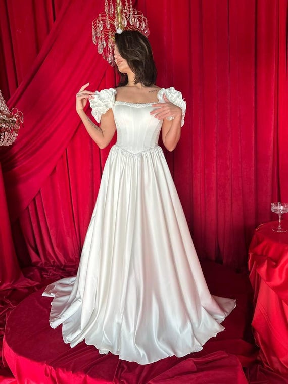 open lace back dress Red Ball Gown Wedding Dress Imilia 1 main image 0
