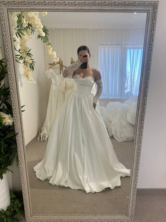 knee length dresses for ladies See Through Corset Wedding Dresses Ball Gown Tulle Sweetheart Appliques