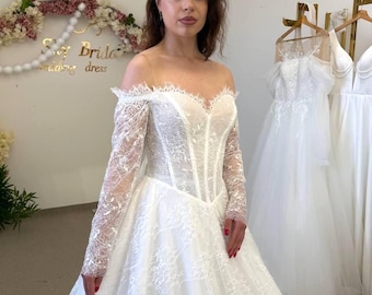 Lace Wedding Dress Off Shoulder, Princess Ball Gown Bridal Dress, Garden Wedding Dress, Outdoor Wedding, Rustic Summer Bride