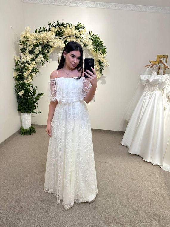 french chantilly lace wedding dress French lace wedding dress