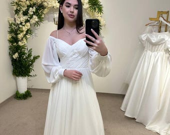 Timeless Wedding Dress, Minimalist Bridal Gown, Elegant Wedding Attire, Sophisticated Bride Dress, Versatile Bridal Wear