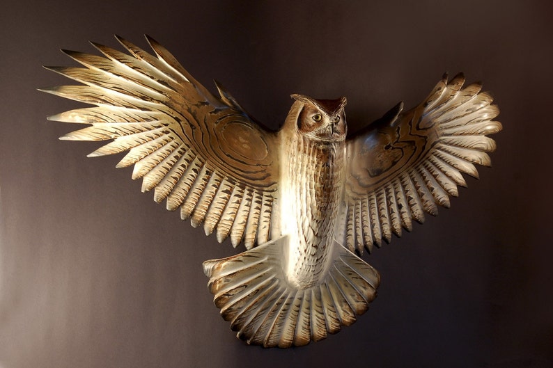 Owl woodcarving by Jason Tennant, Silent Flight, Small image 2