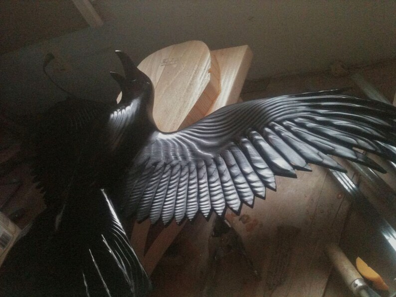 Raven wood carving by Jason Tennant image 6