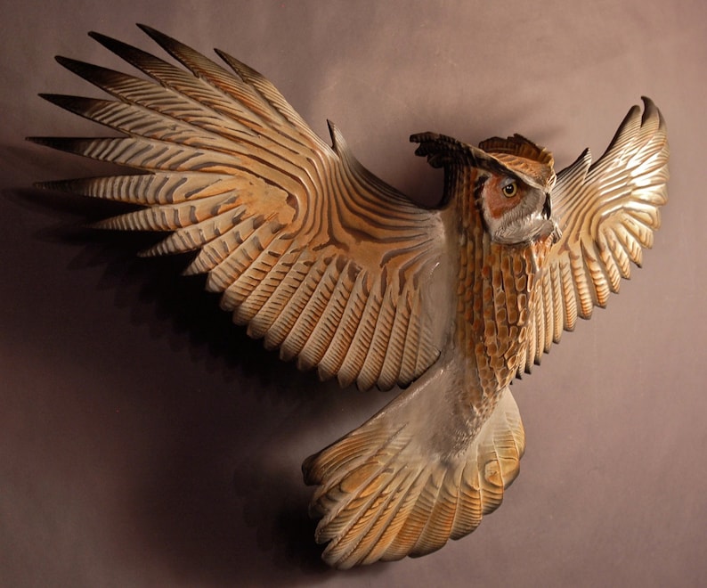 Owl woodcarving by Jason Tennant, Silent Flight, Small image 1