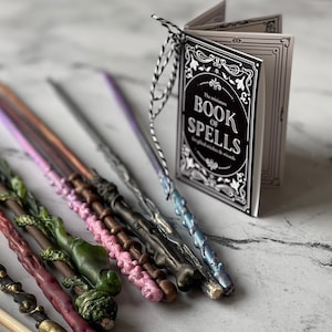 Mini libro de hechizos para fiestas de brujas y magos