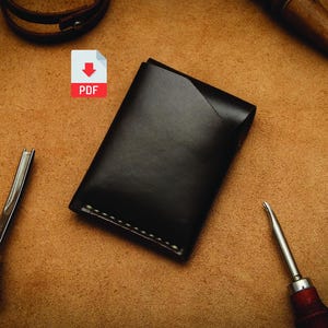 Handgemachte DIY PDF Pattern V5 Brieftasche aus Leder mit Klappe von Almari Leatherworks