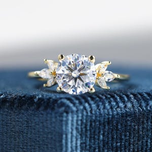 Round Engagement Ring Simulated Diamond Ring 925 Sterling Silver Promise Bridal Ring Solitaire Ring Wedding Anniversary Ring