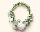 Leafy flower hair wreath, Green and white bridal crown, Peony circlet, Bridal hair wreath, Whimsical wedding accessory, White rose crown