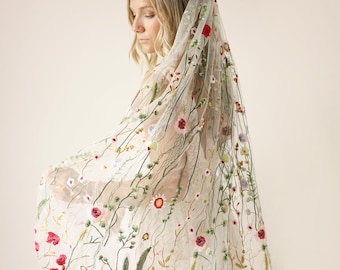 Embroidered floral bridal veil - Wildflower