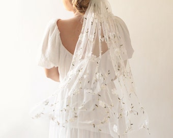 Scattered flower vine veil, Embroidered flower veil, Floral wedding veil