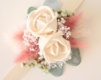Pink dried floral corsage, Wedding accessory, Mother of the bride, Sola flower corsage, Unique wrist corsage