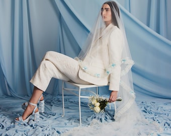Tanner Fletcher | Something Blue Bow Veil with Lace Trim | Happily Ever After Collection