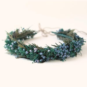 Winter bridal hair crown, Juniper headpiece, Winter wedding hair wreath image 4