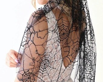 Sparkly spiderweb bridal veil