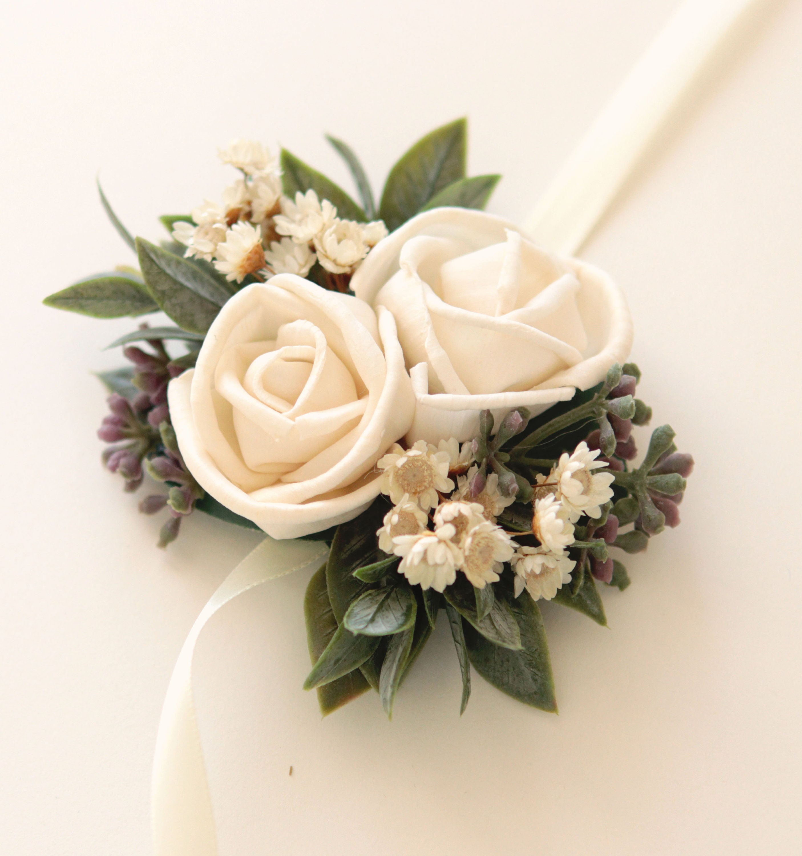 How to Save Money by Making Your Own Wedding Wrist Corsages – Sola