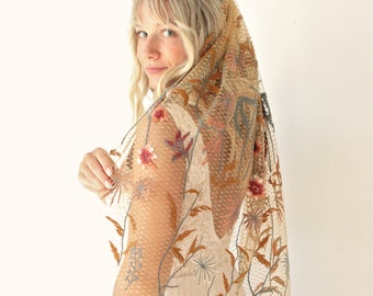 Shorty golden autumn veil, Elbow length, Embroidered flower veil, Rust terra-cotta