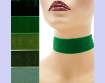 Green Velvet Choker 1.5 inches wide Custom made Your Length and Color shade (approximate width 1-3/8 - 1-1/2 inch; 36 - 38 mm) kelly olive