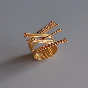 Gold Statement Ring, Architectural Ring, Open Wire Ring, Geometric Design, Spiral Wire Ring, Avant-garde Ring, Creative Gift for Her
