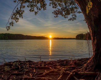 Shenango Lake Sunset — The setting sun at Shenango Lake in Sharpsville, Pennsylvania
