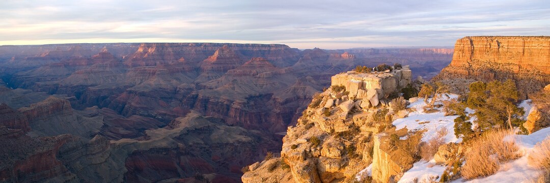 Grand Canyon Sunset — the View Just Before Sunset at Moran Point in ...