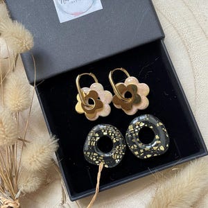 Boucles d’oreilles créoles dorées avec pampilles interchangeables thème by night - en argile polymere fait main