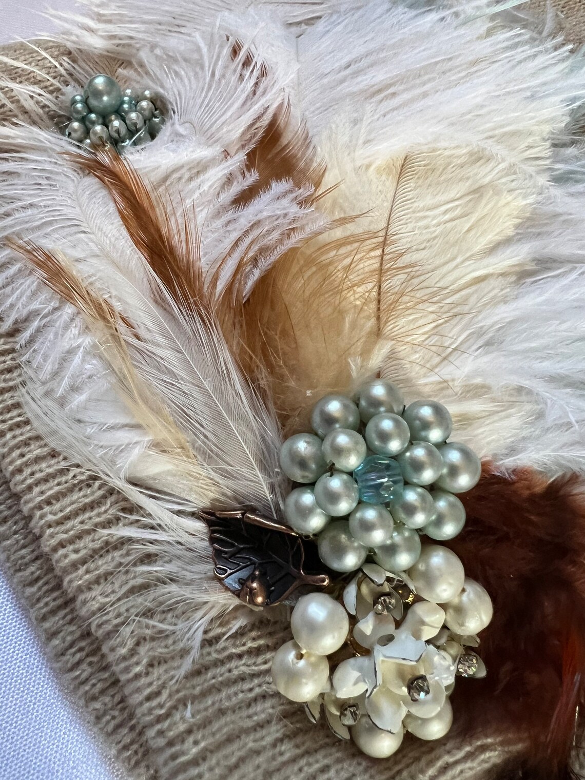 Wind & Air Feathered Flapper - Fashionable Sparkly Vintage Jeweled All ...