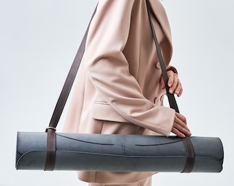 Yoga mat carrier, Yoga mat carry strap, Yoga mat holder, Leather camping accessories, Leather blanket carrier, Picnic blanket strap
