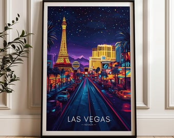 Può includere: Una stampa d'arte verticale incorniciata che raffigura una scena notturna della Las Vegas Strip in Nevada. L'illustrazione presenta la replica della Torre Eiffel, hotel illuminati, palme e auto su una strada, con il testo LAS VEGAS - NEVADA.