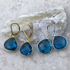 Londense quartz gefacetteerde bezel set teardrop oorbellen in sterling zilver of 14kt goud vulling
