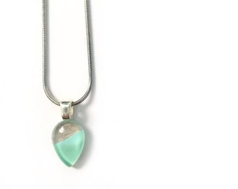 Tiny mint necklace | minimalist | handpainted glass by azurine