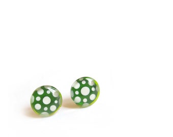 Green polka dots earrings  - handpainted glass by azurine -