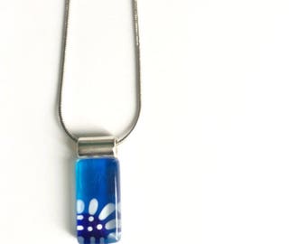 Blue and azure daisy flower pendant on stainless steel chain - hand painted glass by azurine -