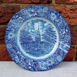 Liberty Blue and White Historic Colonial Scene, a Vintage Staffordshire Dinner Plate featuring Independence Hall