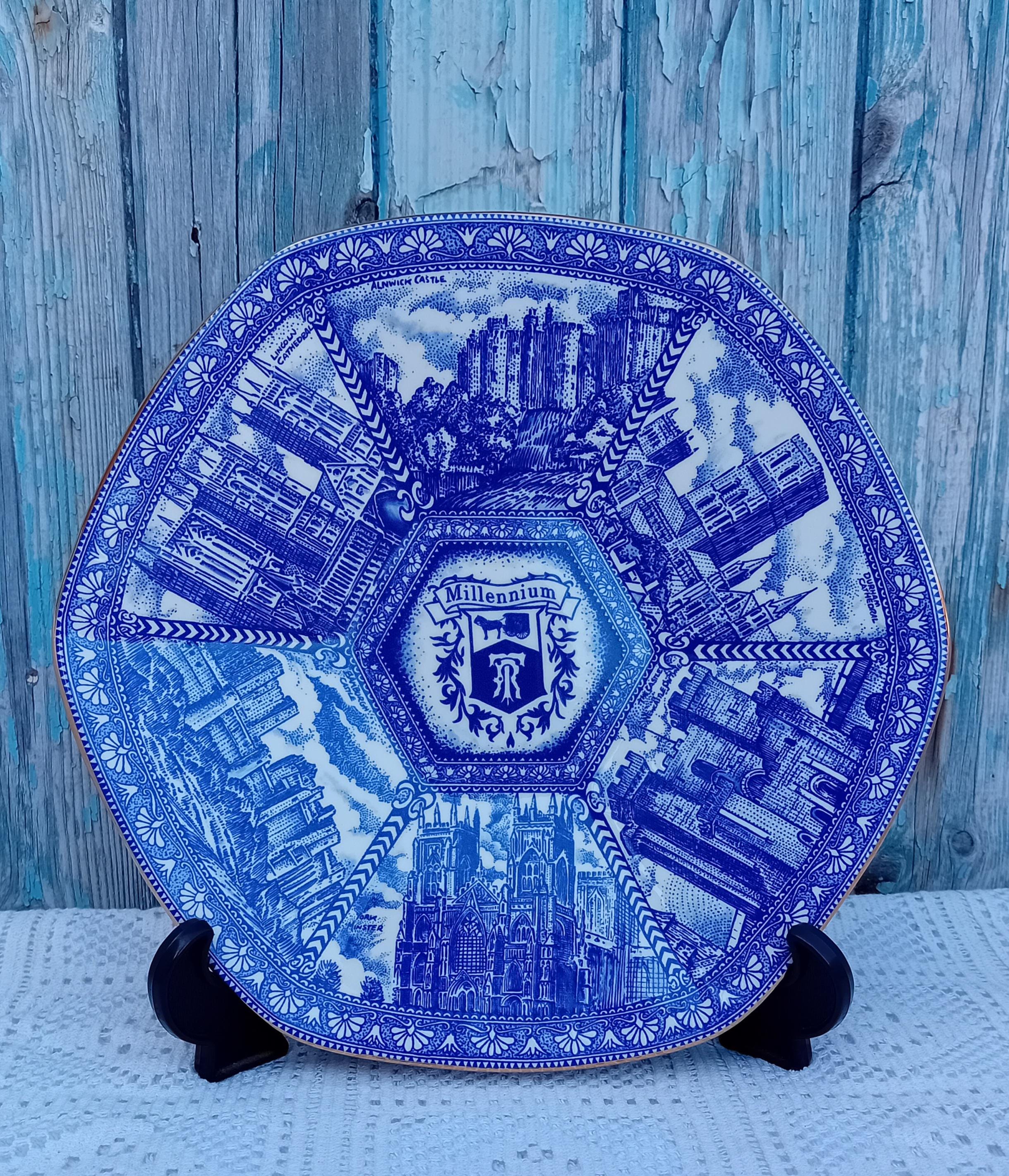 Ringtons Millennium Plate 記念プレート Ringtons Wade Millennium Hexagonal Plate Made in 2000. It is Blue
