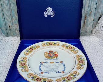 Prato Comemorativo Aynsley (Casamento do Príncipe de Gales e Lady Diana, 1981 e 80º Aniversário da Rainha Elizabeth, Mãe da Rainha, 1980)
